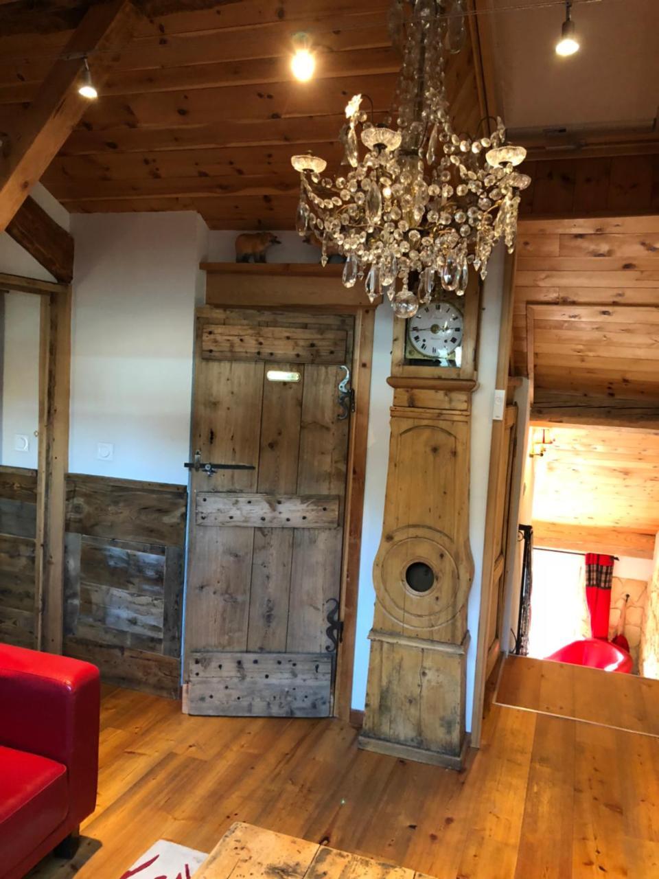 Hotel Restaurant De La Chaussee บรีอองซง ภายนอก รูปภาพ